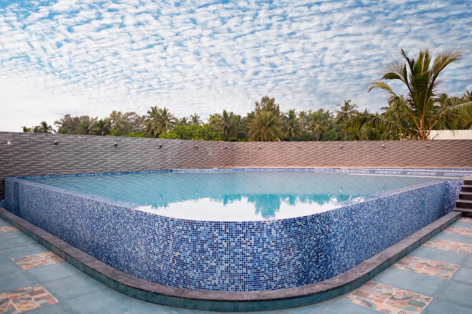 Palm Regal Resort Gopālpur Екстериор снимка