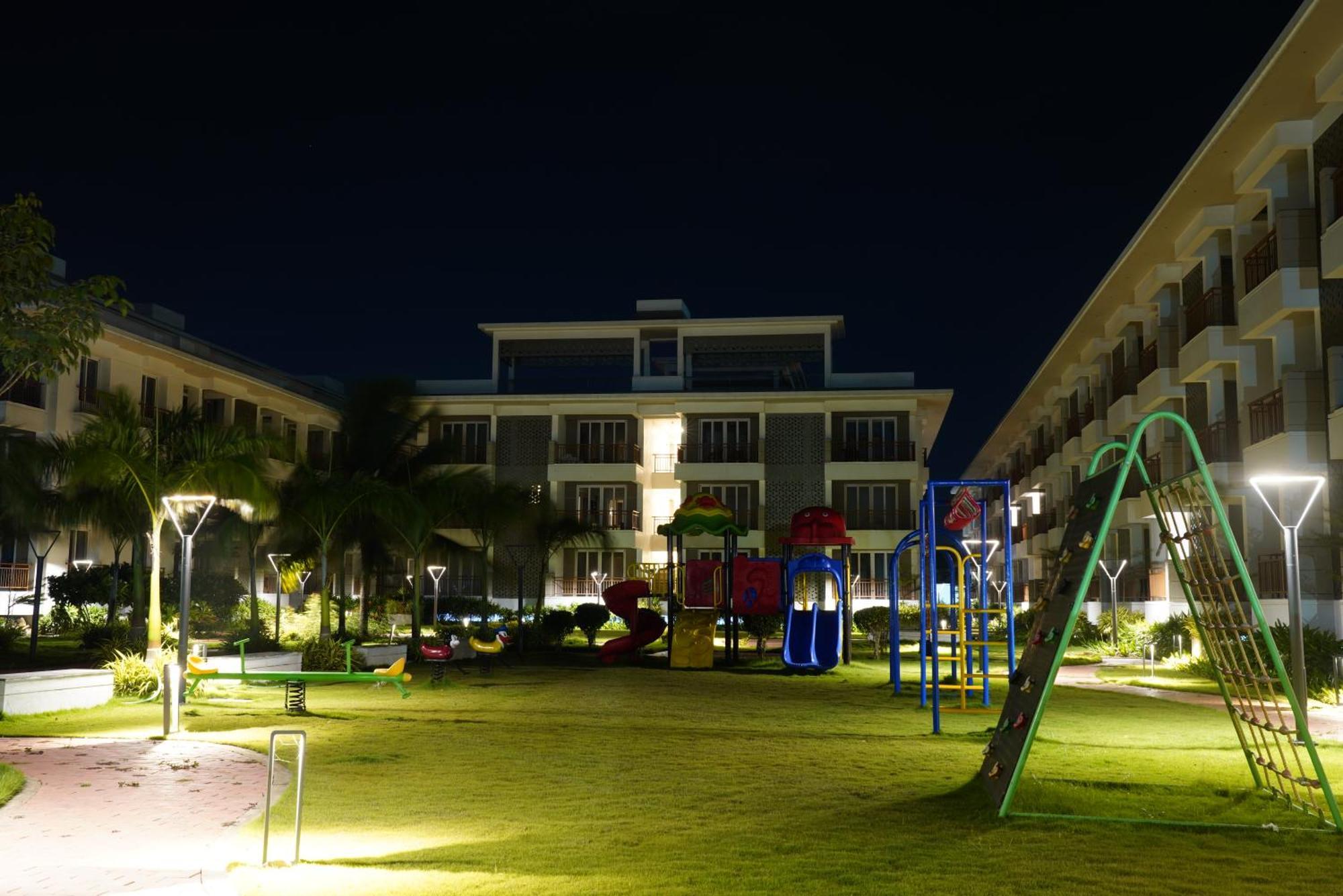 Palm Regal Resort Gopālpur Екстериор снимка